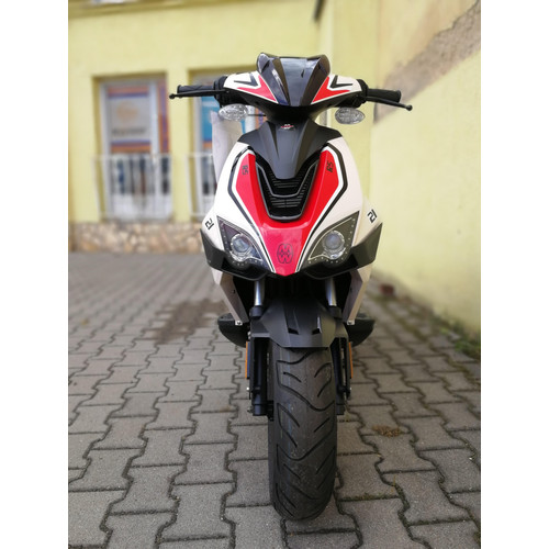 Motowell Crogen Rs 2t Robogok Zozomoto Motorosbolt Es Aruhaz